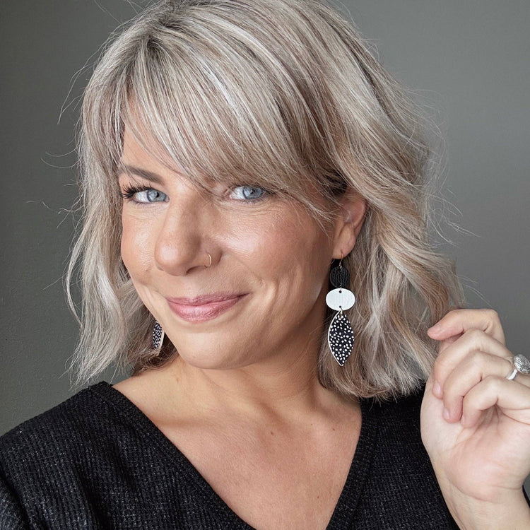 Downtown Nights Earrings