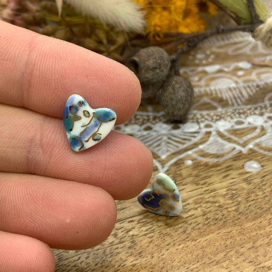 Heart Stud Earrings in Blue with Gold Finish: Blue Splash