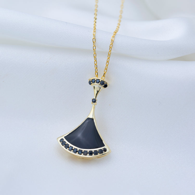 Black and Fan Necklace