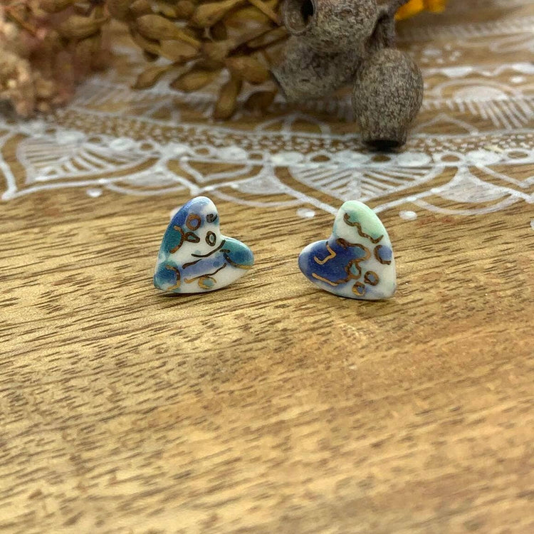 Heart Stud Earrings in Blue with Gold Finish: Blue Splash