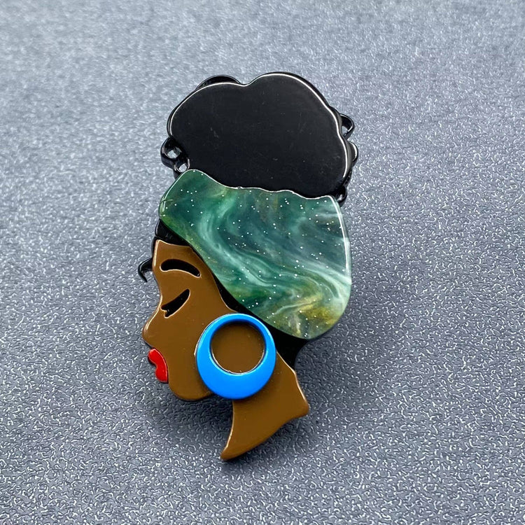 Girl Wearing Turban Acrylic Brooch: Green