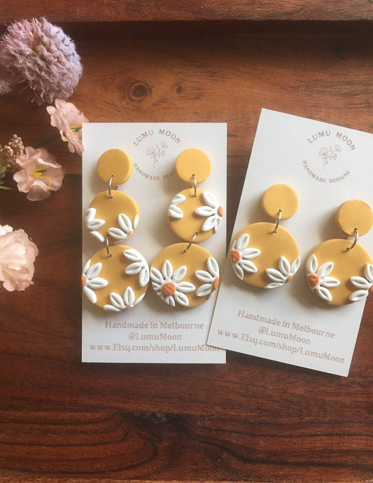 Yellow and Daisy Dangle Earrings Short