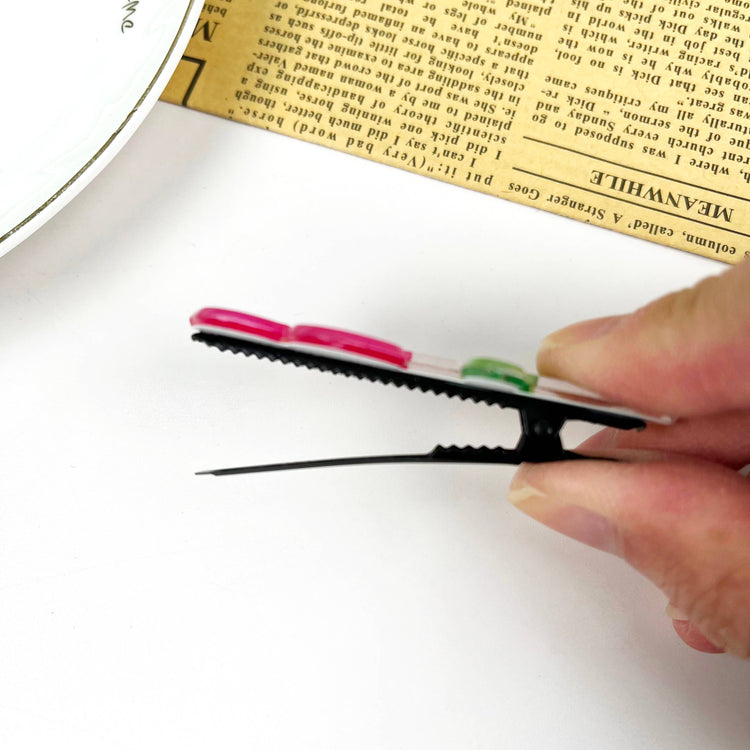 Pink flower duckbill clip