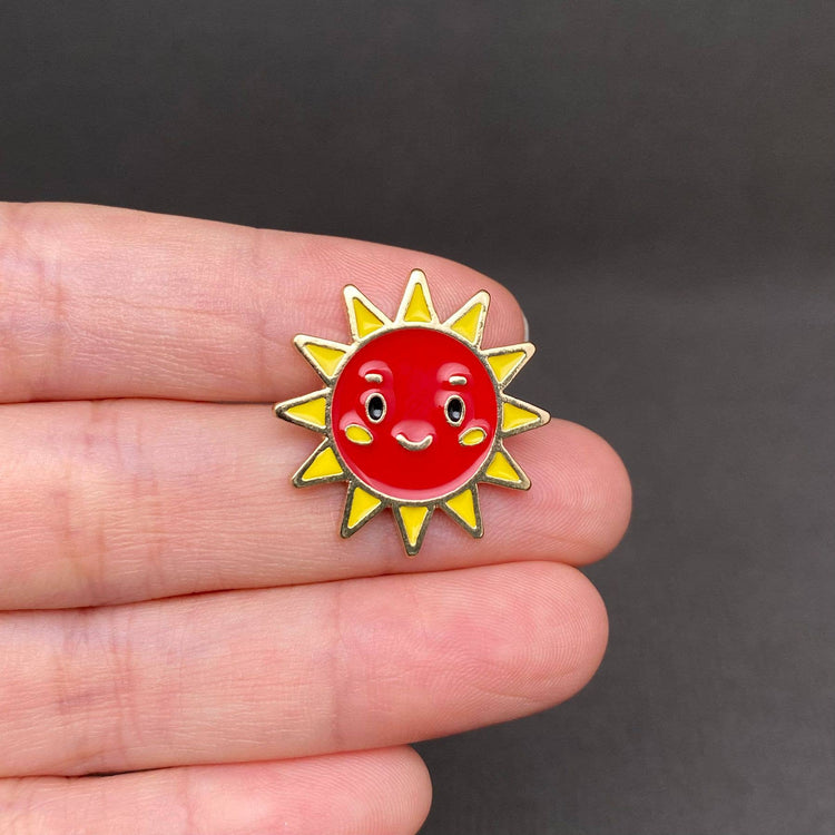 Enamel Smiley Sun Brooch: Red
