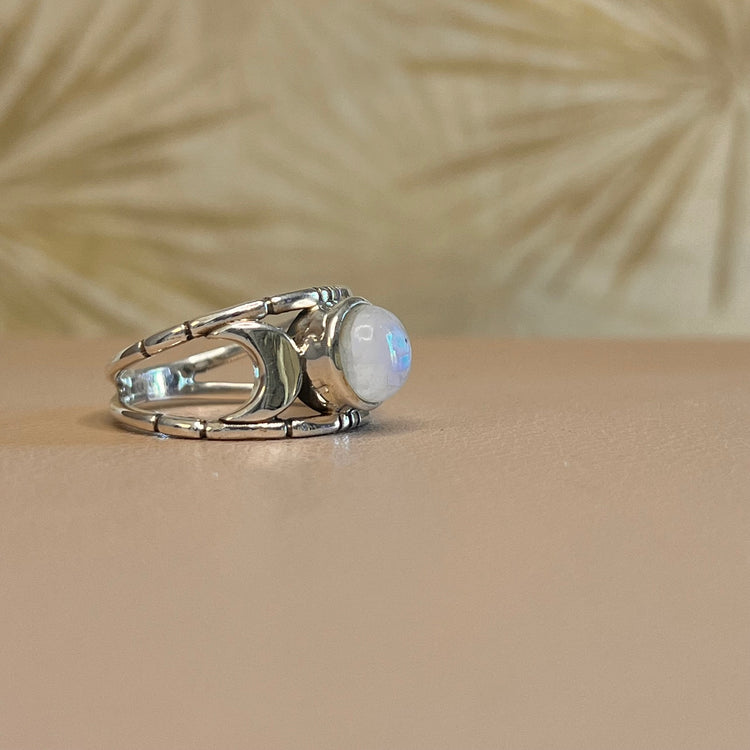 Moonstone Moon Silver Ring