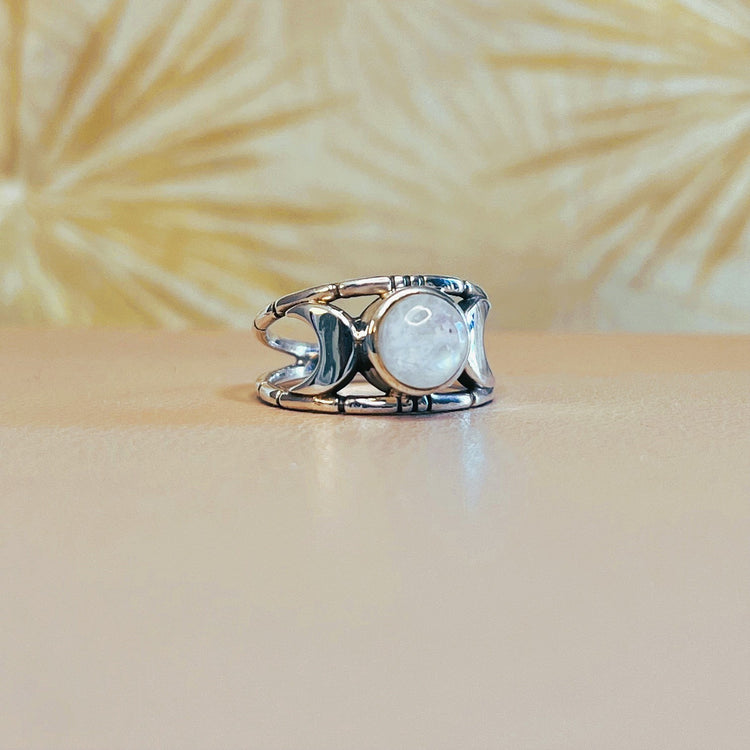 Moonstone Moon Silver Ring