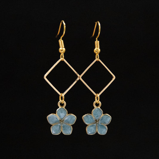 Flower Earrings: Blue