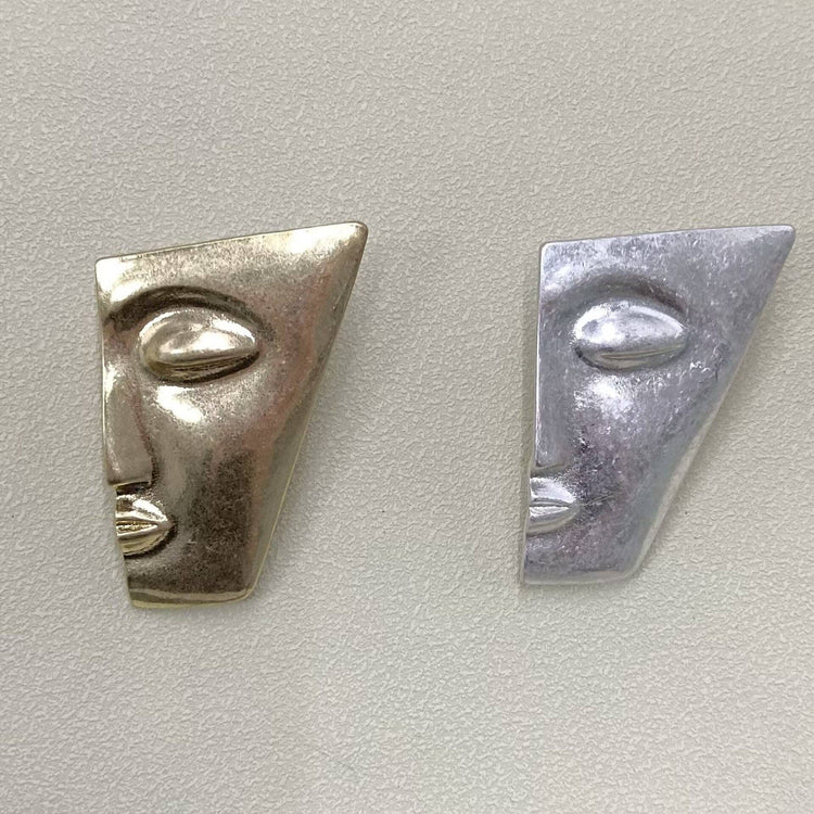 Vintage Half Face Brooch: Silver