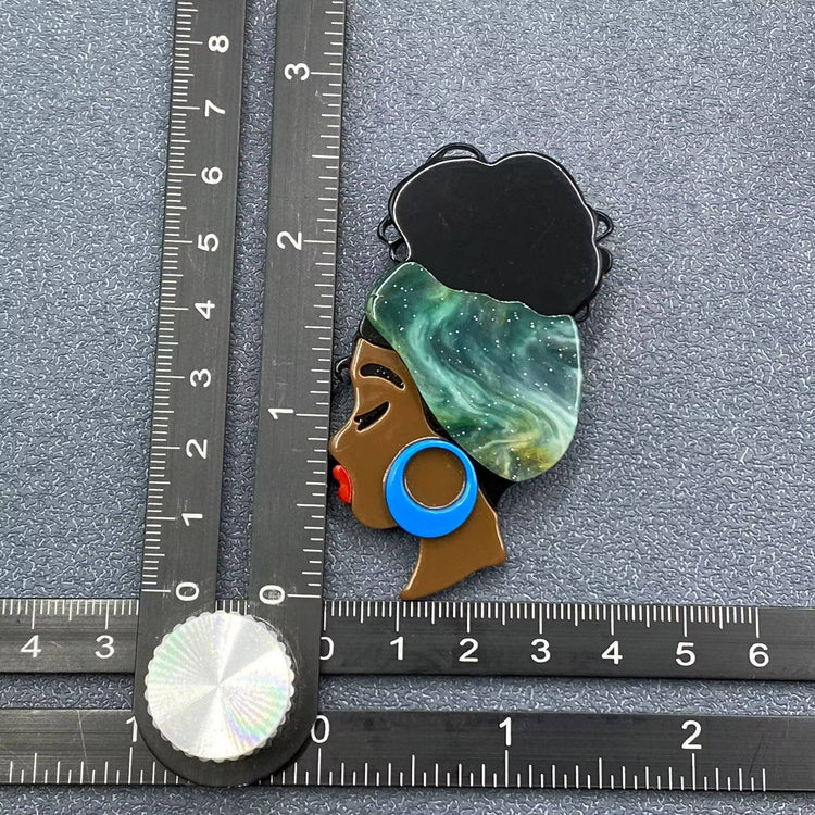 Girl Wearing Turban Acrylic Brooch: Green