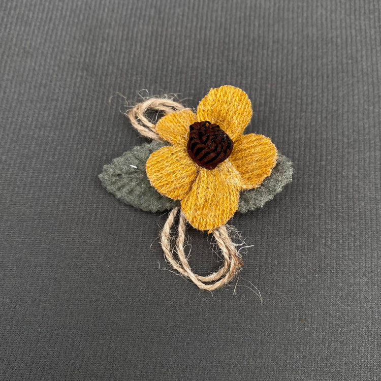 Flowers Cloth Brooch: Yellow